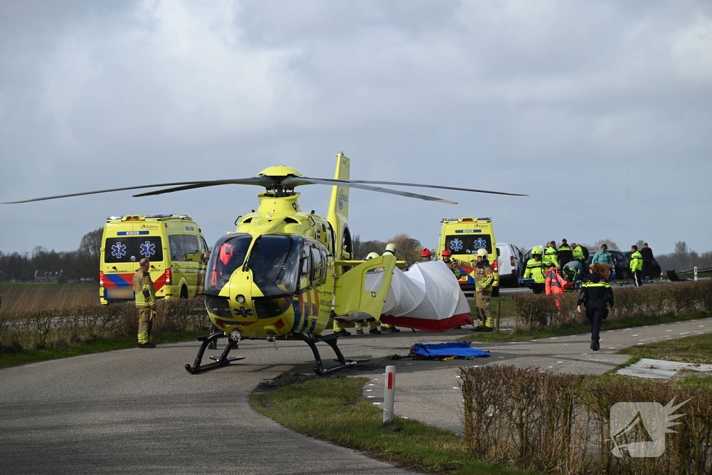 Zwaargewonde na ernstige aanrijding