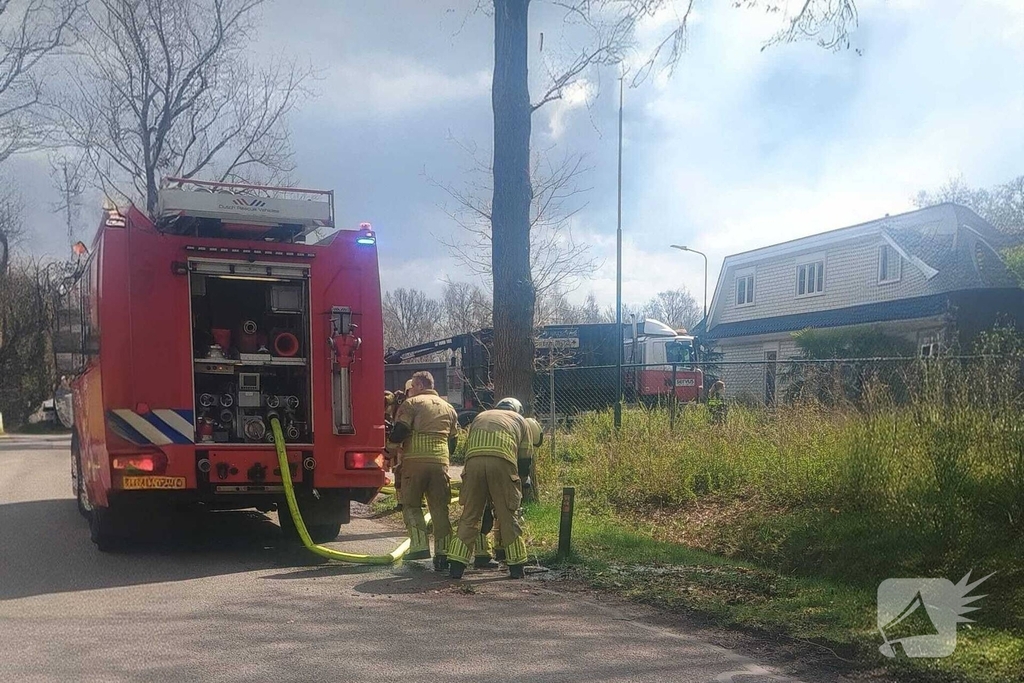 Caravan in vlammen op gegaan