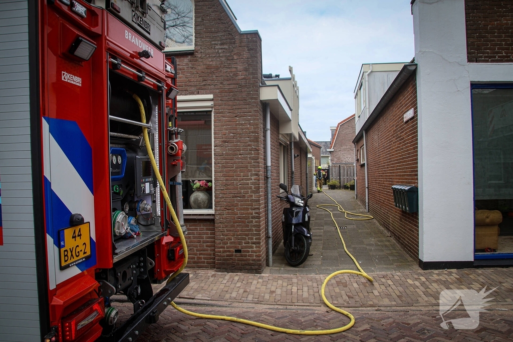 Woningbrand snel geblust door brandweer