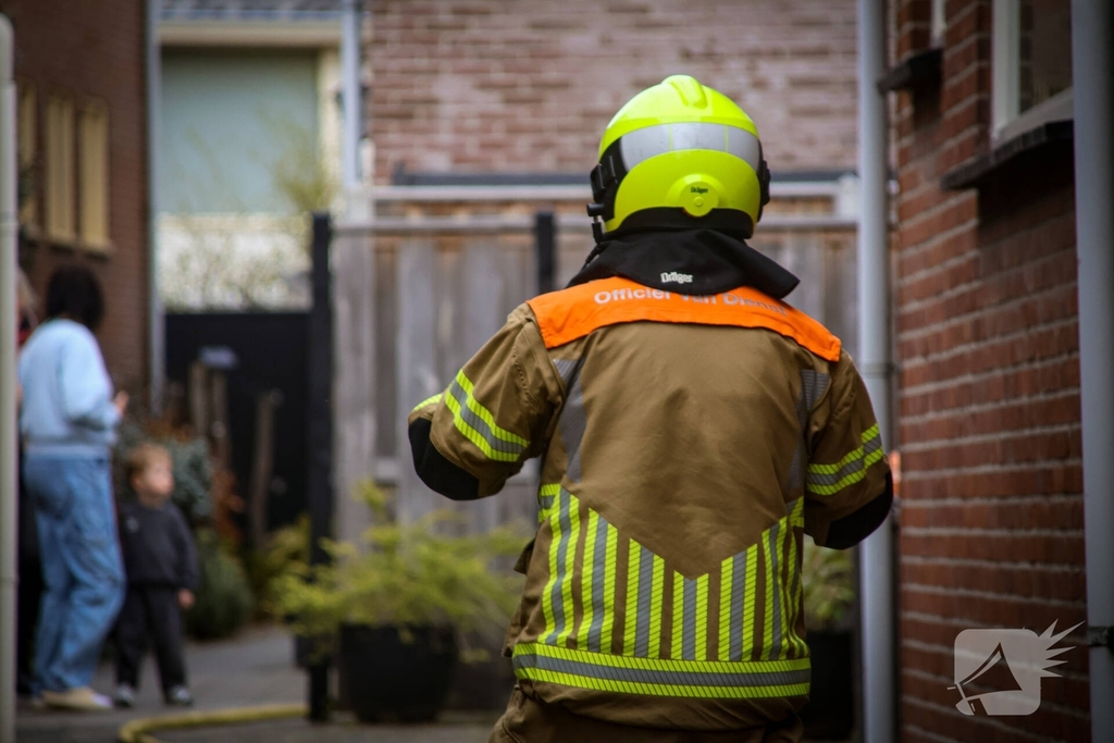 Woningbrand snel geblust door brandweer
