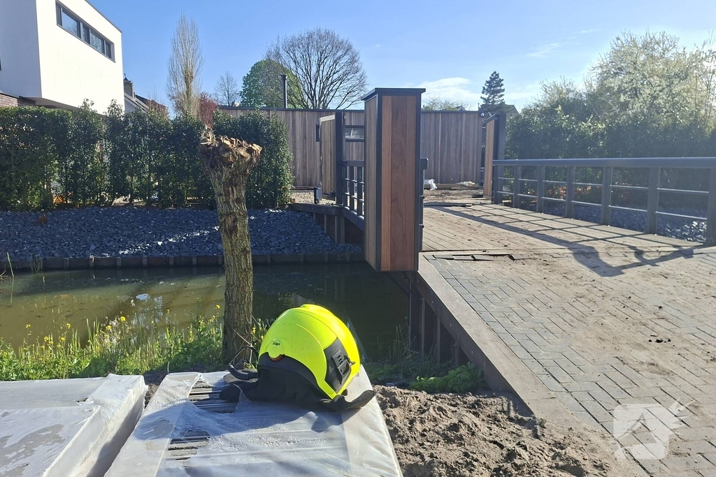 Gaslek in tuin leidt tot langdurige brandweeractie