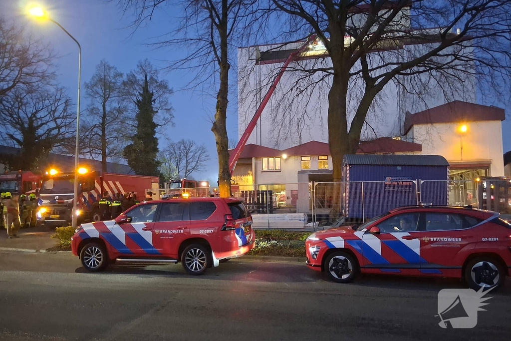 Industriebrand in diervoedersbedrijf