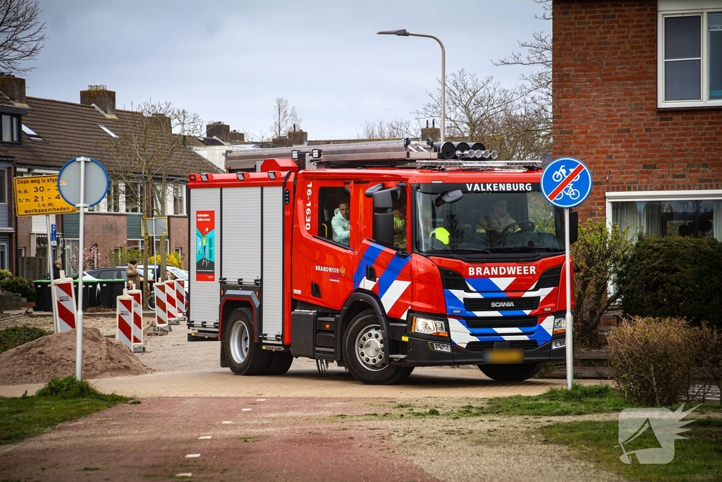 Zoekactie naar mogelijk kind in het water na aantreffen step