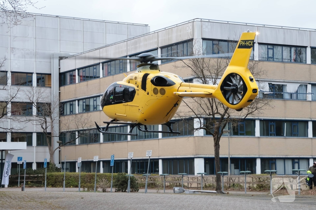 Opnames met helikopter bij Tergooi ziekenhuis