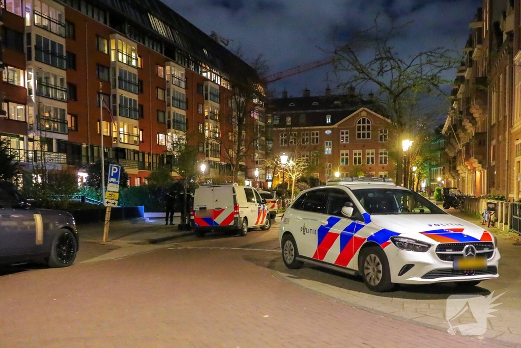 Persoon overvallen bij parkeergarage
