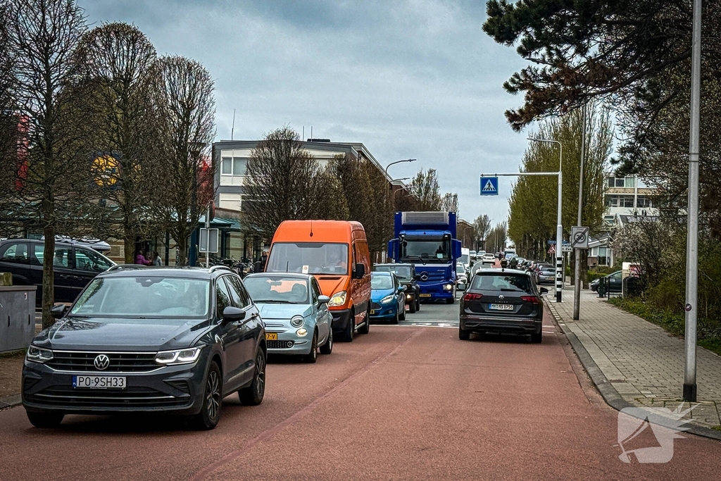 Werkzaamheden, omleidingen en paasweekend zorgen voor enorme verkeerschaos