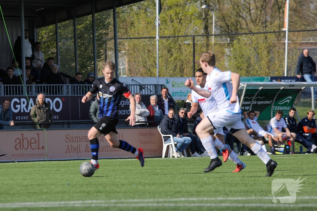 Poortugaal bereikt halve finale na zege op Forum Sport