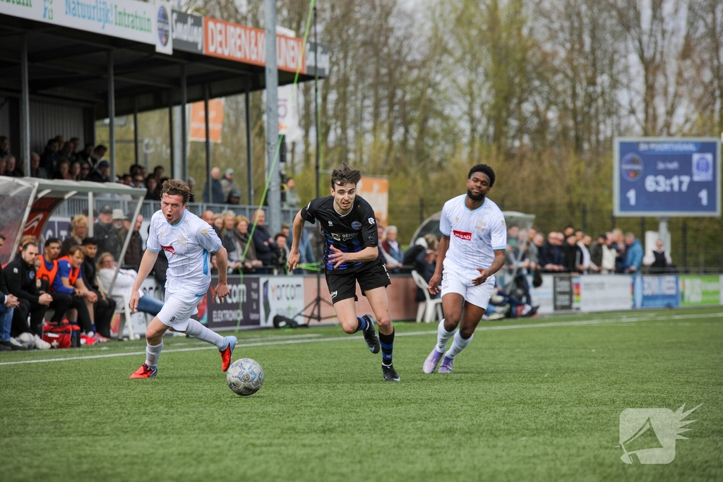 Poortugaal bereikt halve finale na zege op Forum Sport