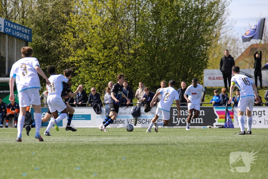 Poortugaal bereikt halve finale na zege op Forum Sport