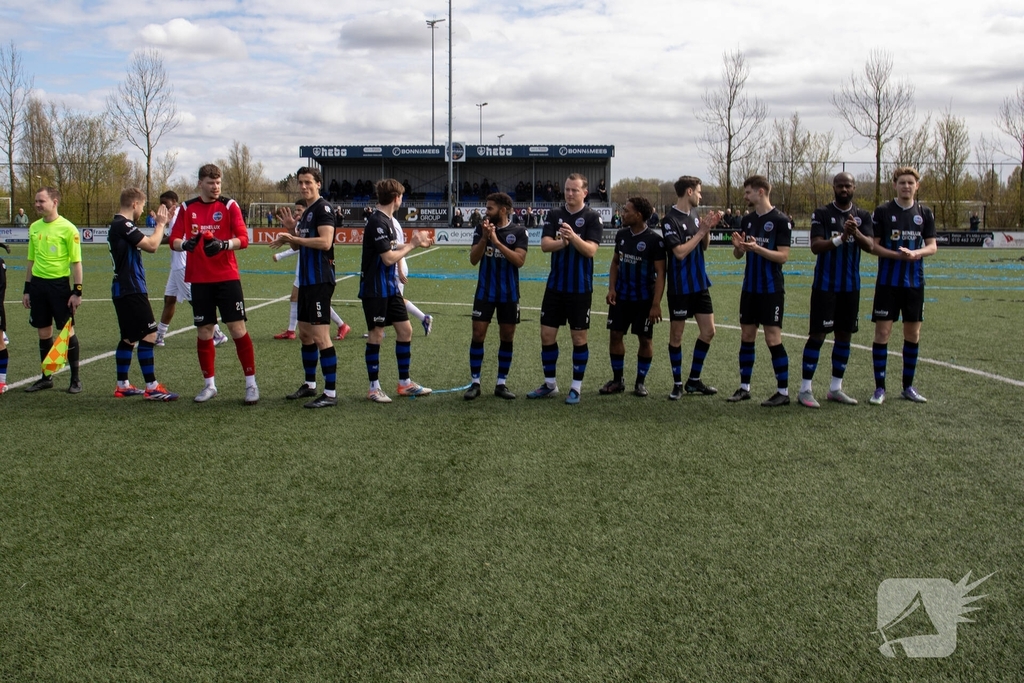 Poortugaal bereikt halve finale na zege op Forum Sport