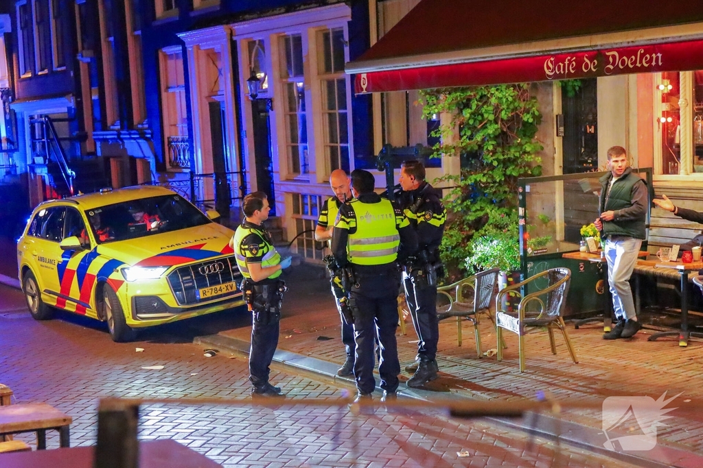 Steekincident leidt tot gewonde in Amsterdam