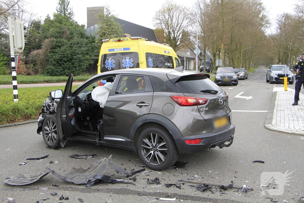 Ongeval met meerdere gewonden bij kruising