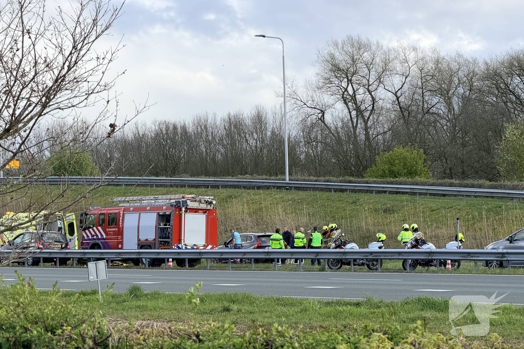 Aanrijding leidt tot afsluiting van de weg