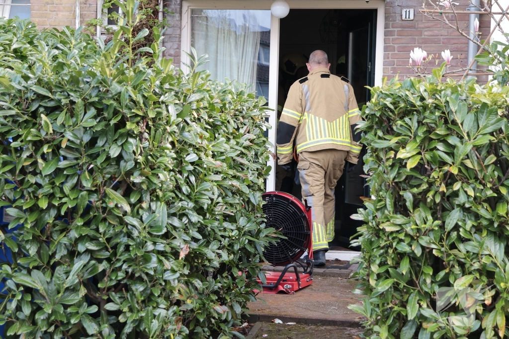 Brand in woning leidt tot schade