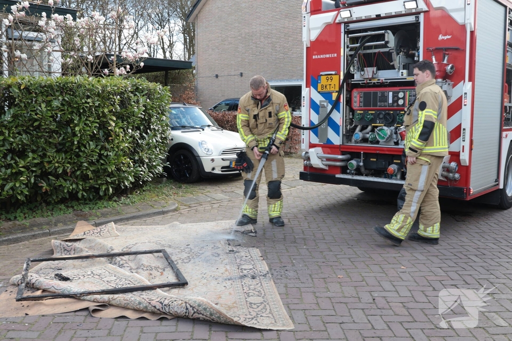 Brand in woning leidt tot schade