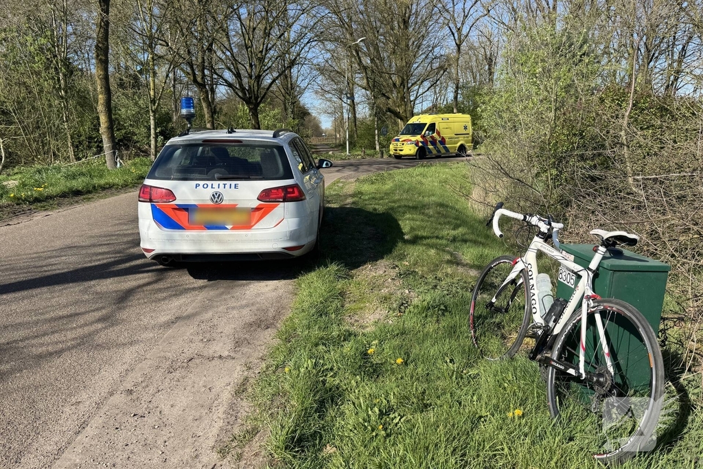 Wielrenner gewond bij eenzijdig ongeval