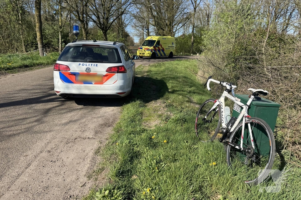 Wielrenner gewond bij eenzijdig ongeval