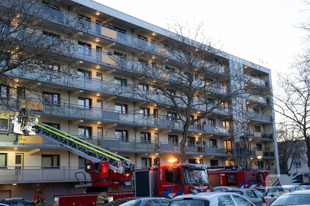 Dakbrand in flatwoning opschudding in Uden