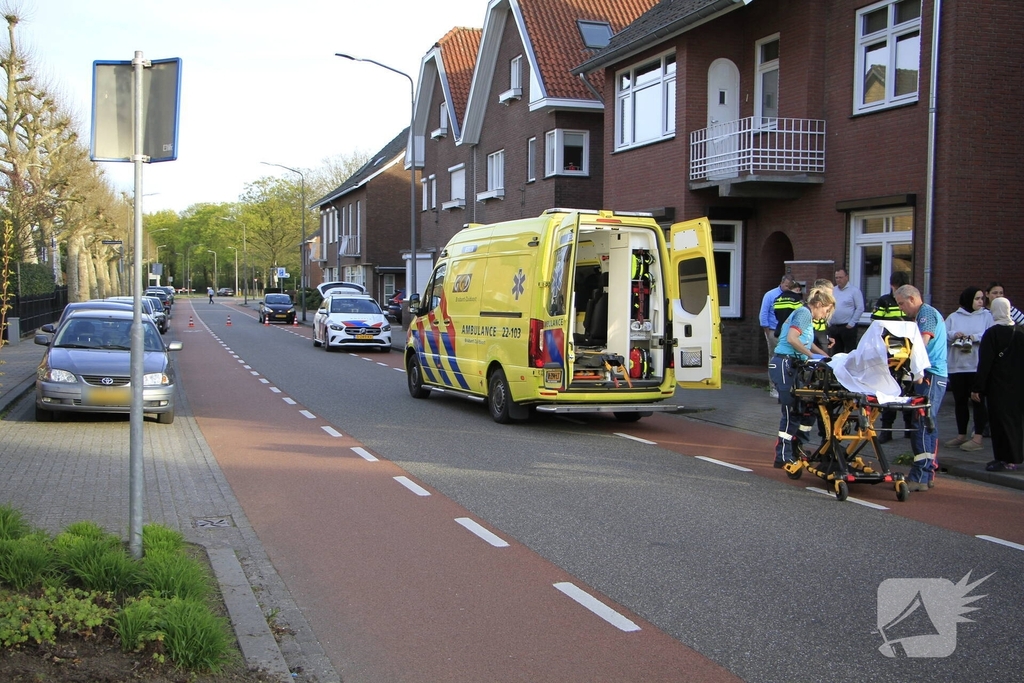 Voetganger aangereden op oversteekplaats
