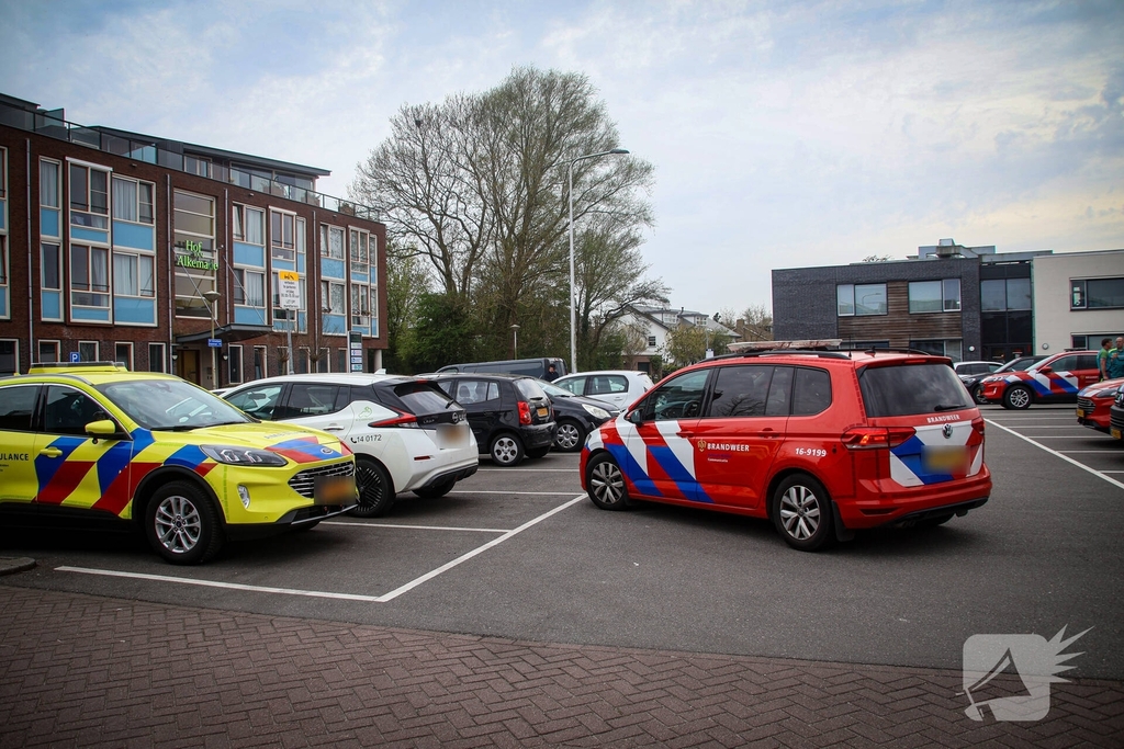 Grootschalige oefening met meerdere officieren en crisisteams