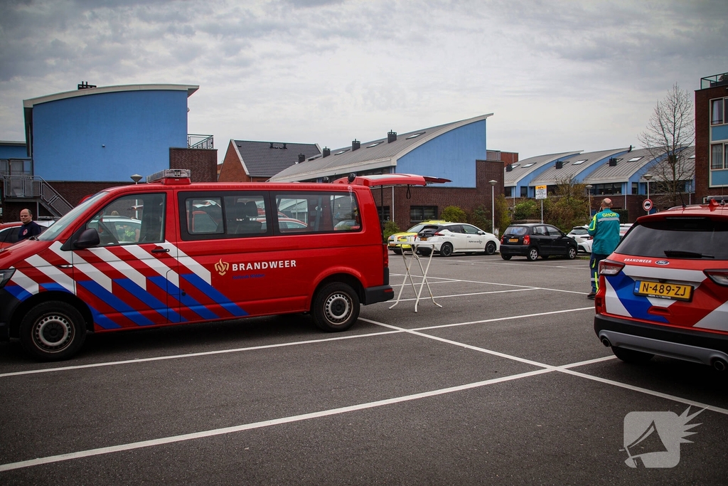 Grootschalige oefening met meerdere officieren en crisisteams