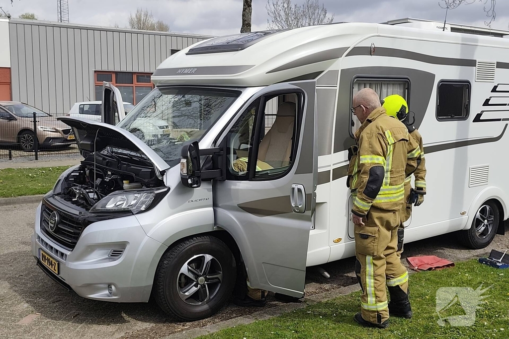 Brand in camper leidt tot ambulance-inzet