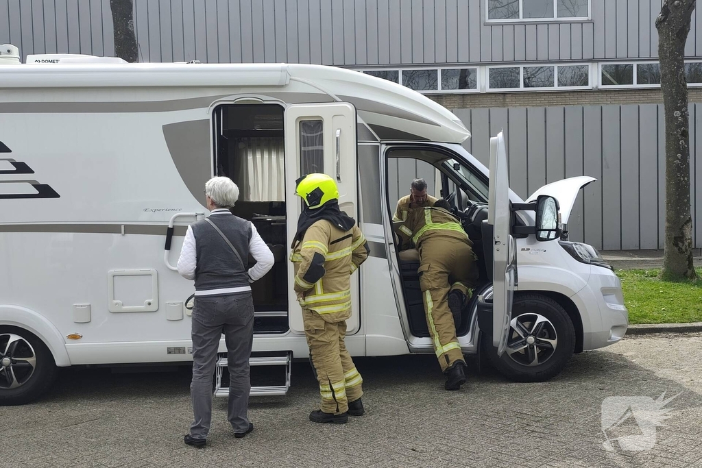 Brand in camper leidt tot ambulance-inzet