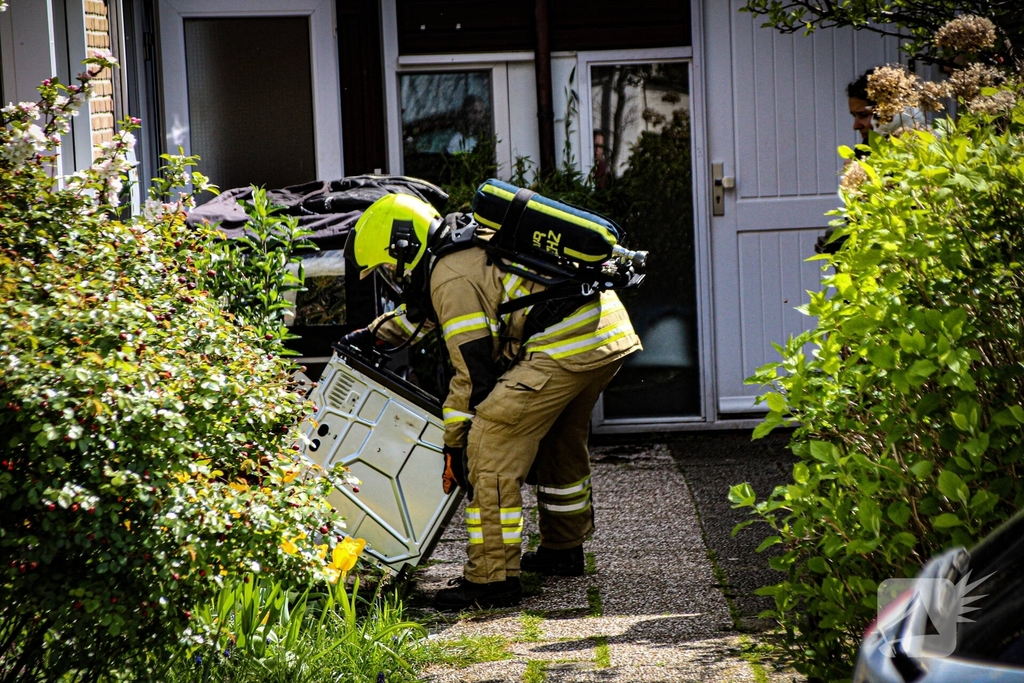 Woningbrand door oven in Zwijndrecht