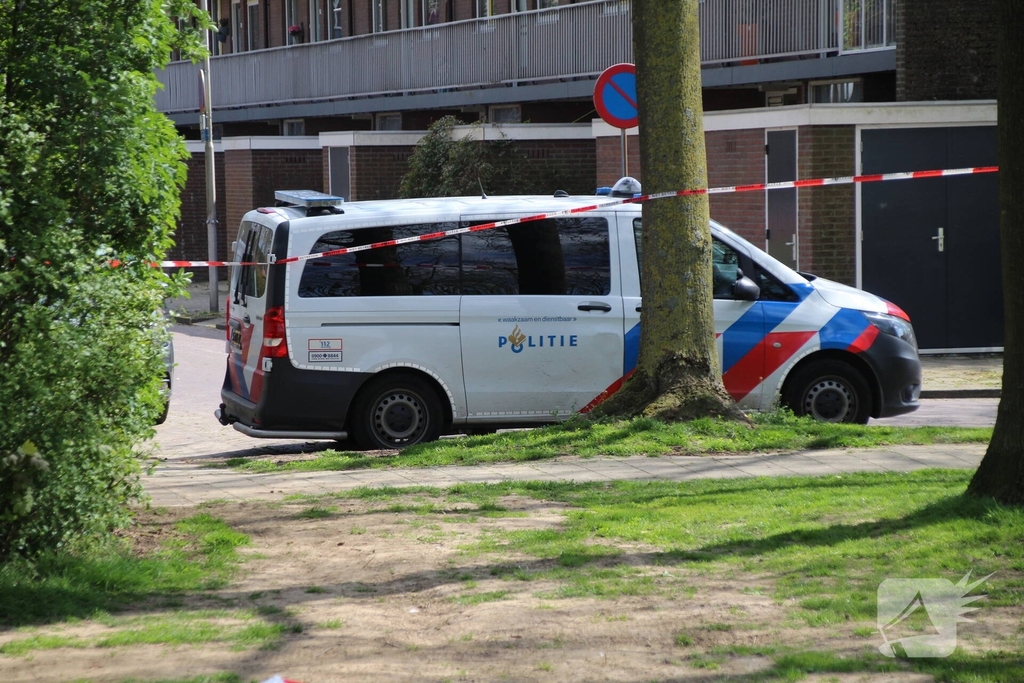 Overleden persoon aangetroffen in sloot