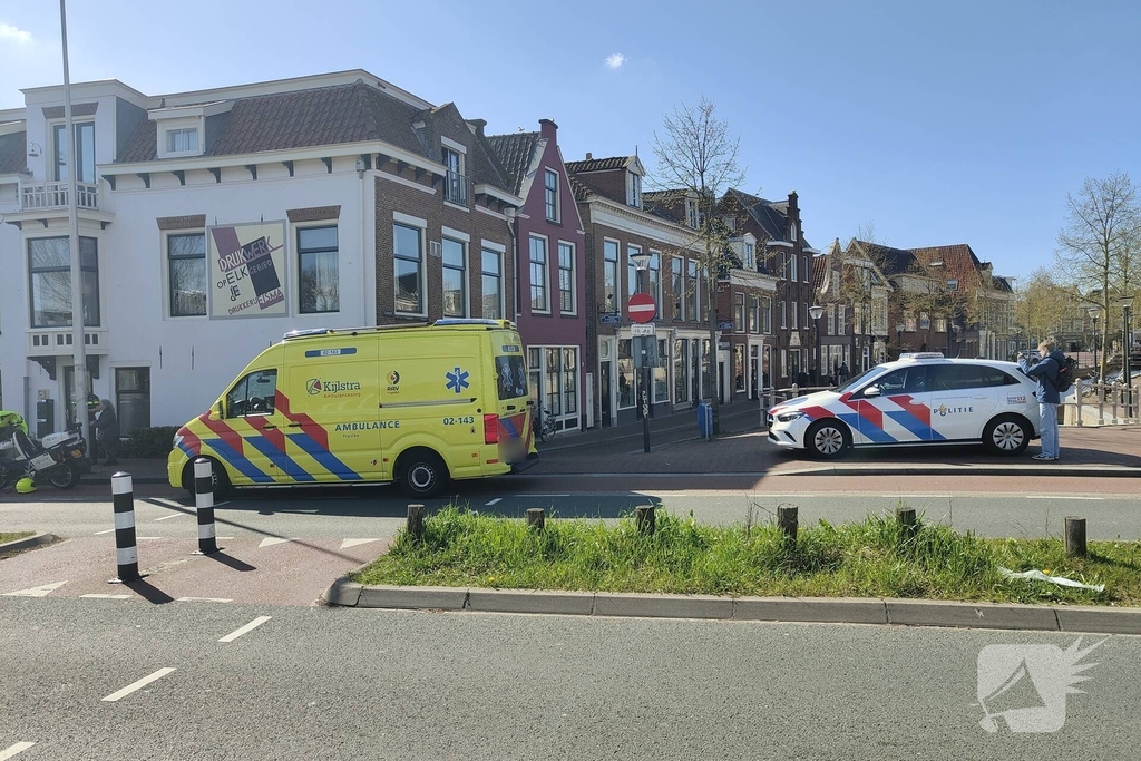 Voetganger gewond bij aanrijding met taxi