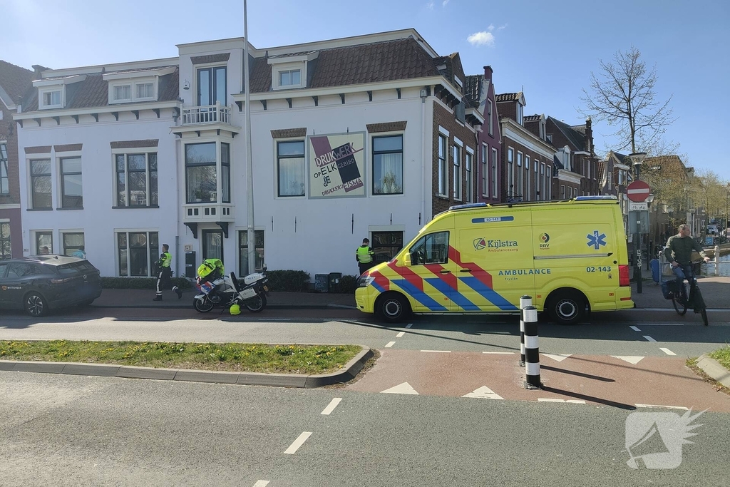 Voetganger gewond bij aanrijding met taxi