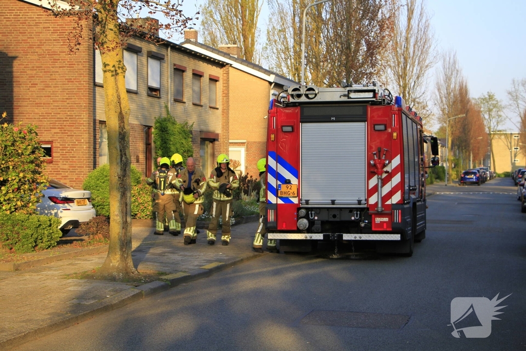 Buitenbrand in Weert zorgt voor schade aan garage