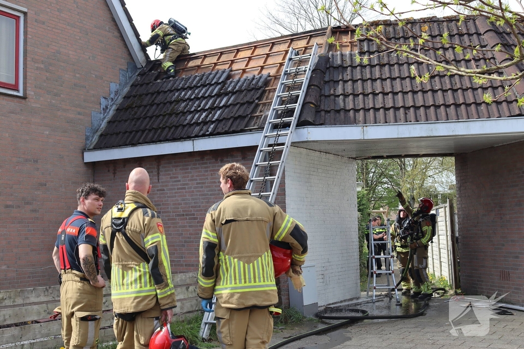 Woningbrand in Lelystad vraagt om brandweerinterventie