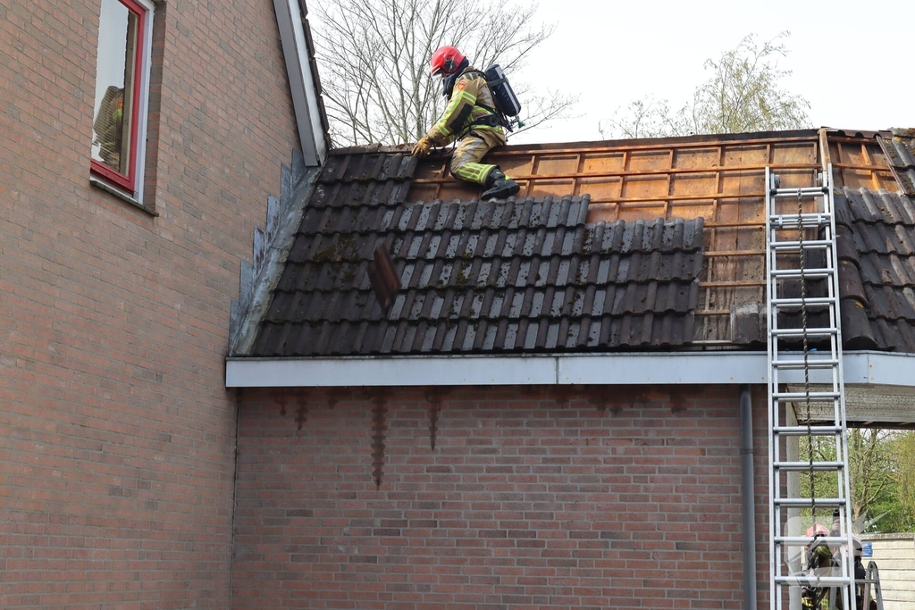 Woningbrand in Lelystad vraagt om brandweerinterventie