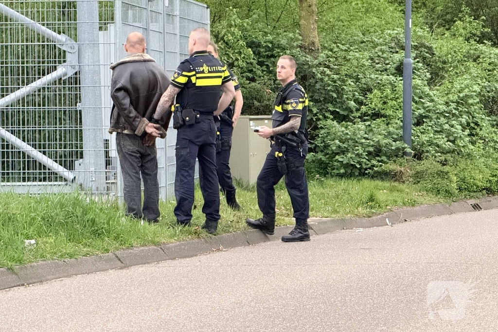 Man met steekwapen aangehouden