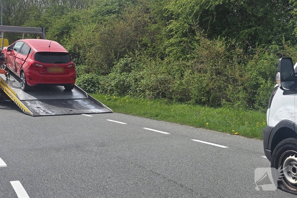 Aanrijding tussen twee automobilisten
