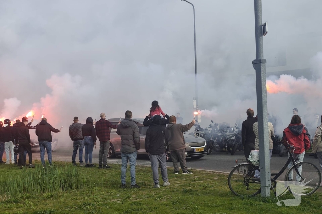 Uitvaart motorrijder trekt veel bezoekers