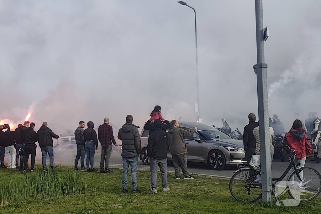 Uitvaart motorrijder trekt veel bezoekers