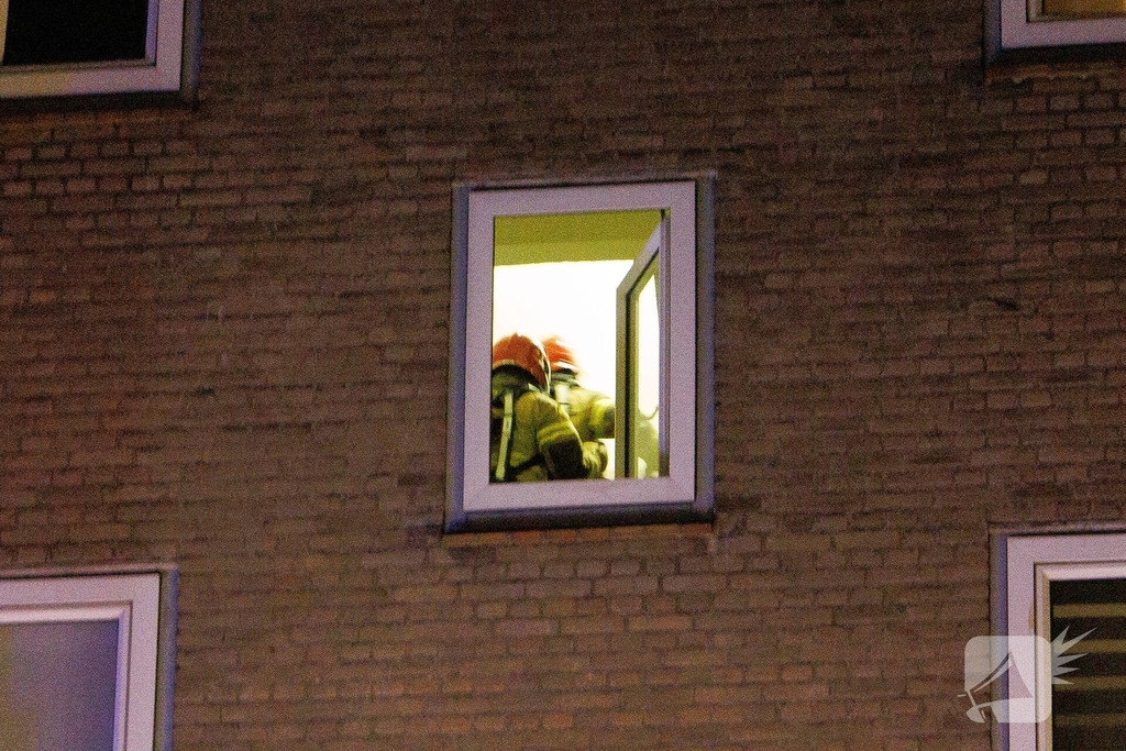 Branduitbraak in woning zonder gewonden