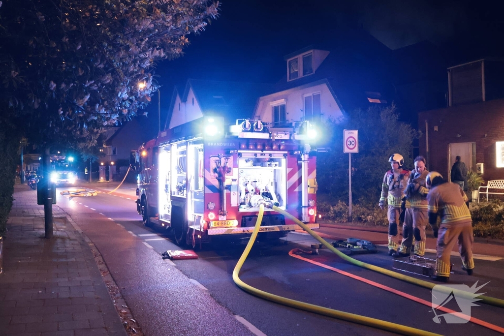 Grote brand verwoest opslagschuur