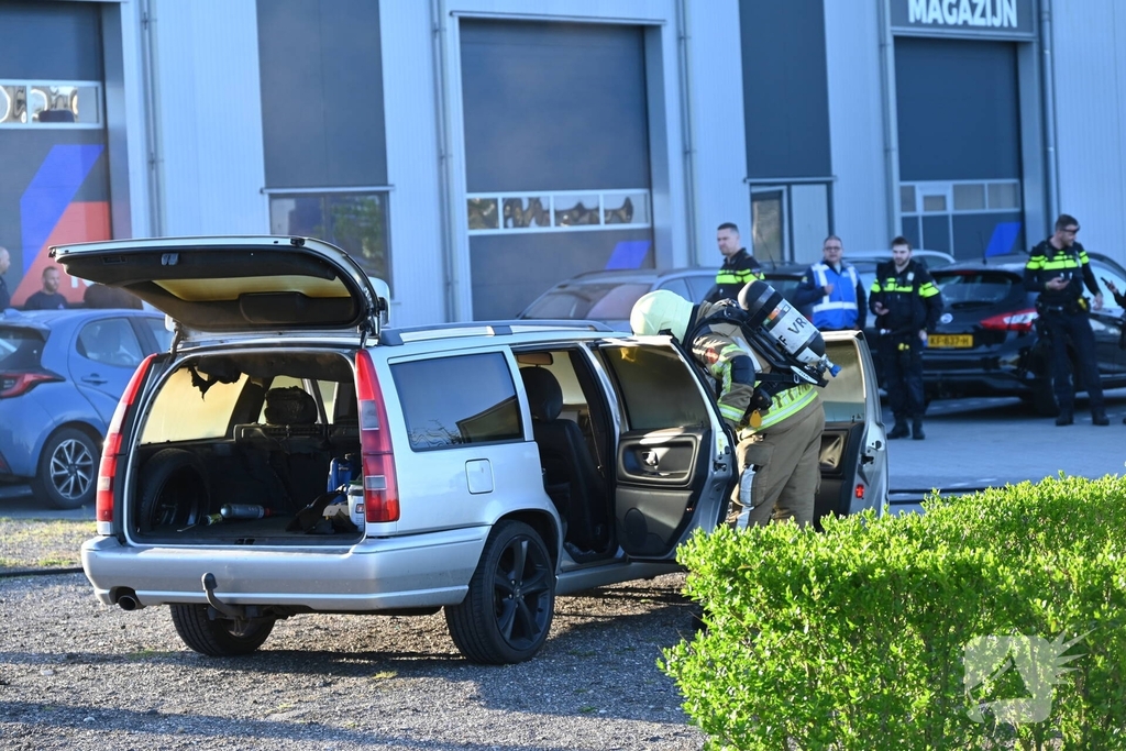 Brand in auto leidt tot snelle hulpverlening