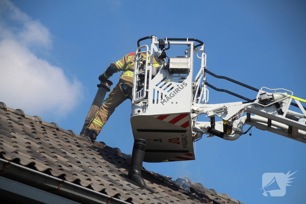Zolderbrand veroorzaakt flinke schade