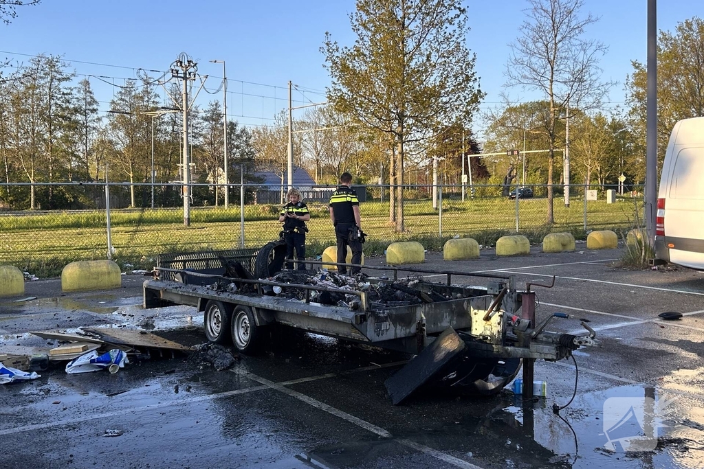 Brand in aanhangwagen geblust