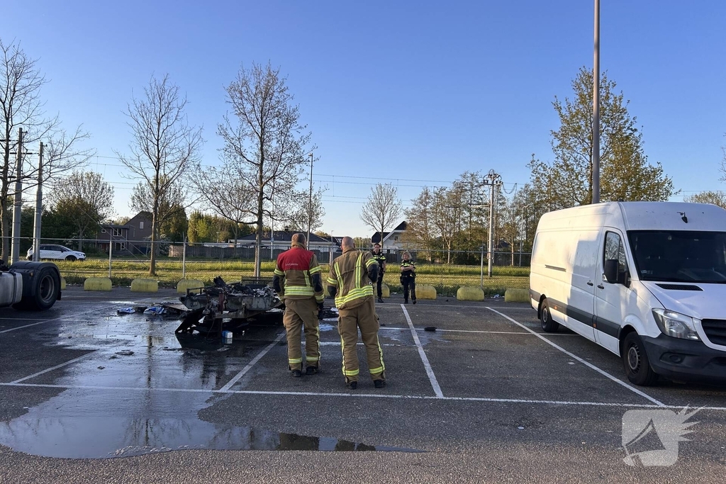 Brand in aanhangwagen geblust