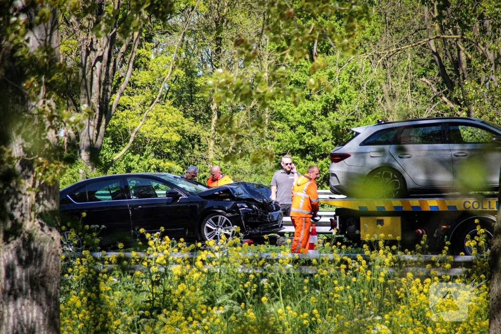 Zware aanrijding zorgt voor file op snelweg