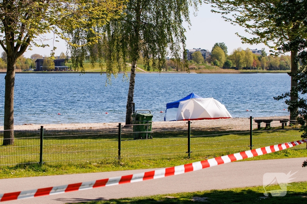 Lichaam aangetroffen in recreatieplas