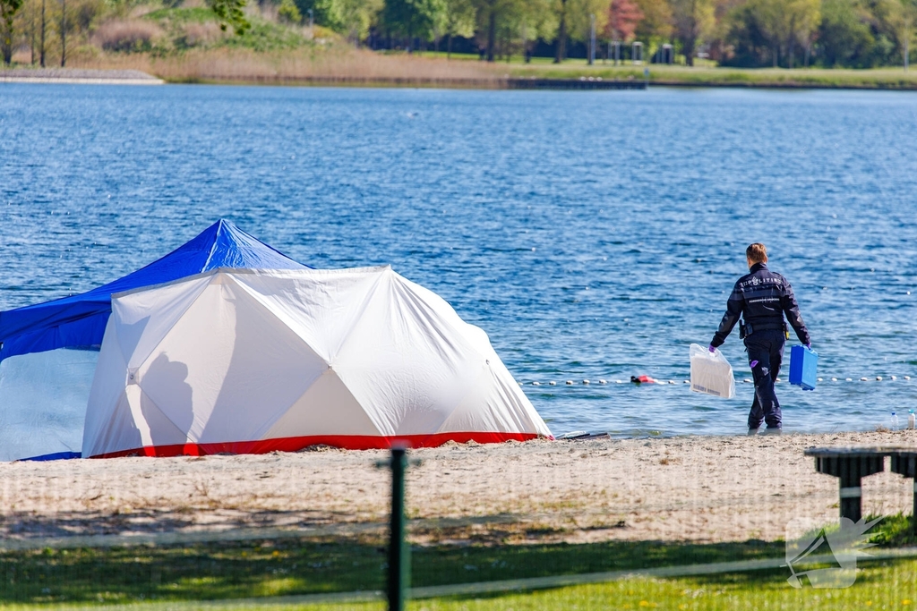 Lichaam aangetroffen in recreatieplas