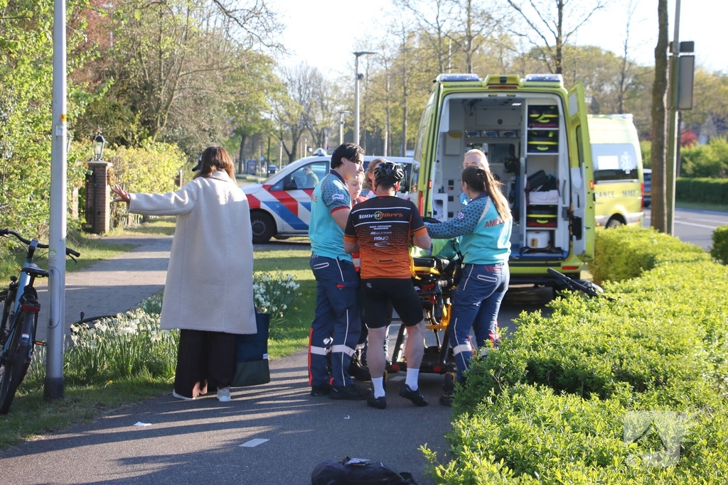 Fietser ernstig gewond bij aanrijding met wielrenner