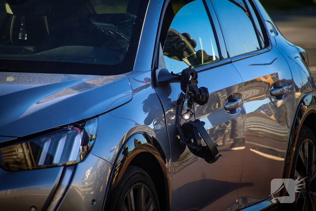 Botsing bij oversteekplaats tussen auto en fietser