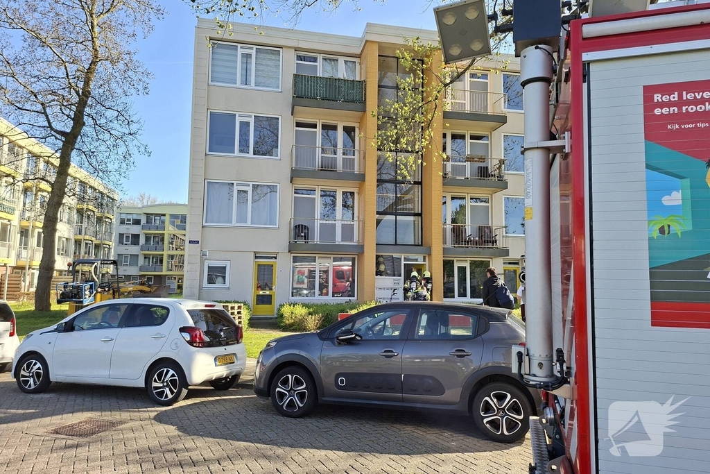 Brand op balkon van portiekwoning